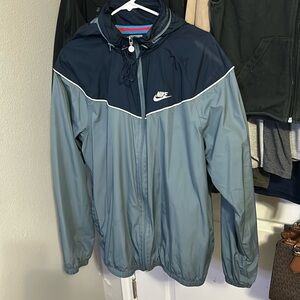 Nike navy blue/blue/gray windbreaker/lightweight jacket with hoodie adjustable